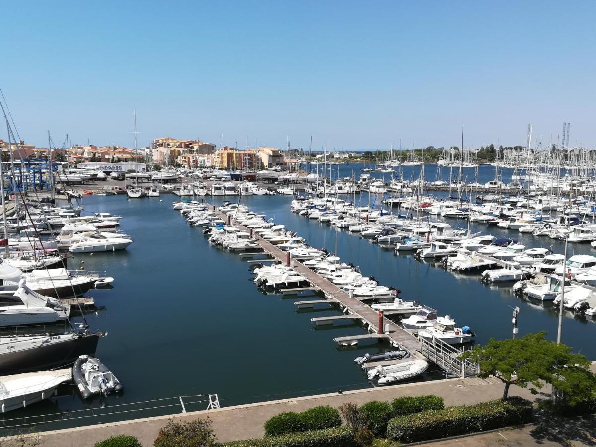 Studio Cabine Vue Port Avec Parking Prive, Piscine, Parc, Boulodrome 아그 외부 사진