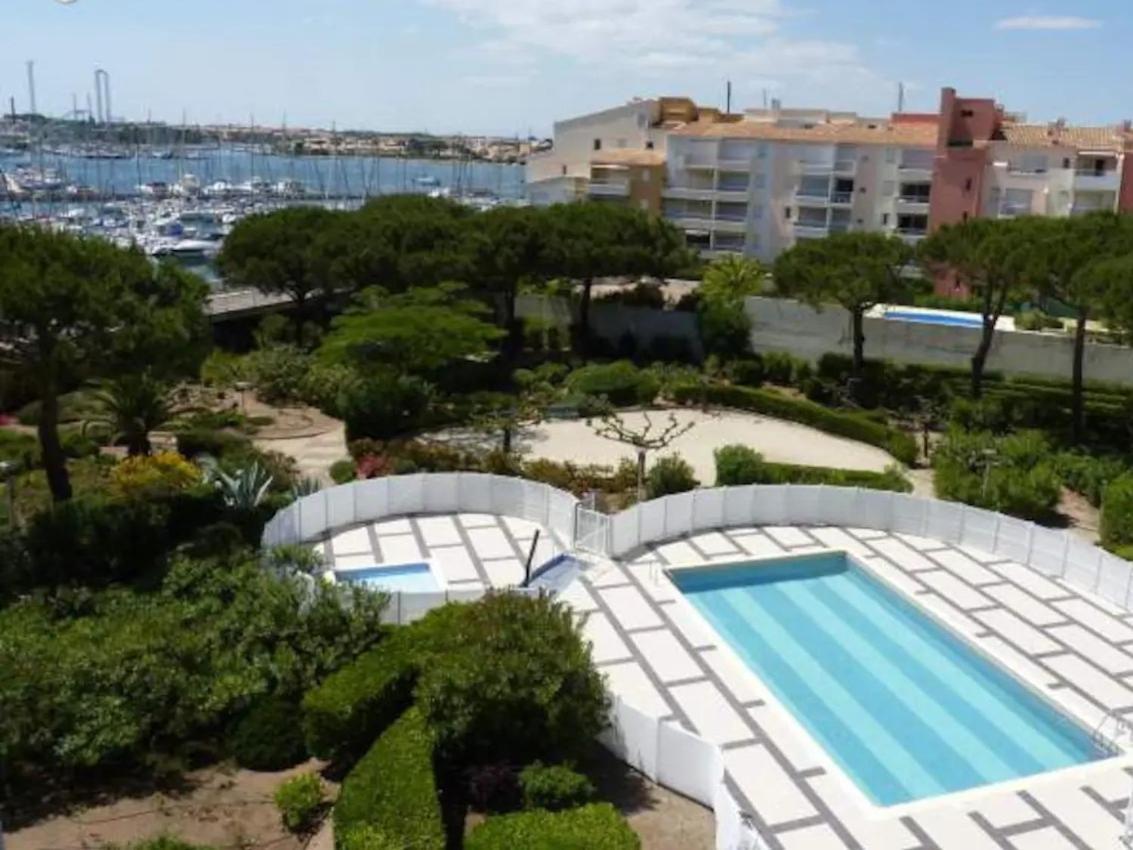 Studio Cabine Vue Port Avec Parking Prive, Piscine, Parc, Boulodrome 아그 외부 사진